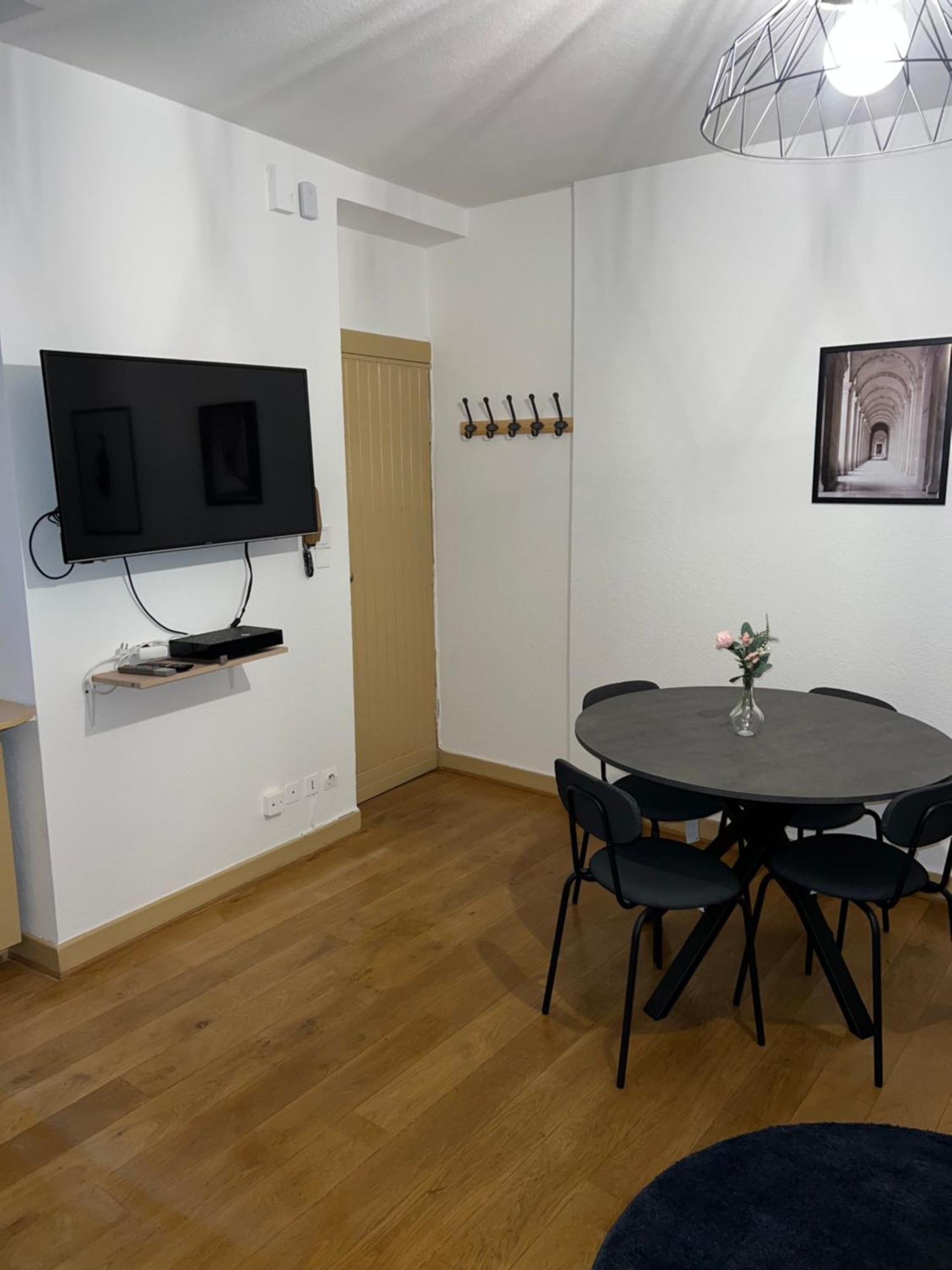 Appartement Dijon Le Zola, Avec Parking Prive Sur Demande Payant Sur Place Kültér fotó